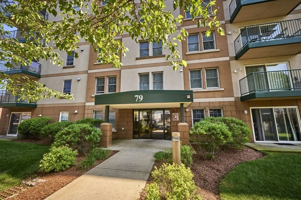 2 bed, 2 bath apartment for rent at 79 Waite St Ext Unit 54, Malden