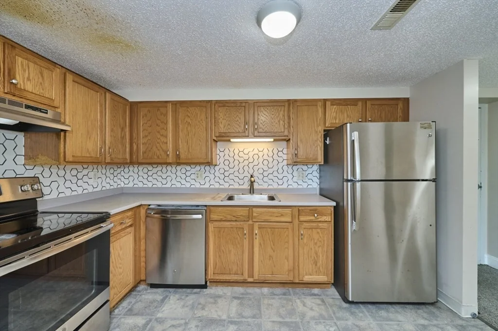 2 bed, 2 bath apartment for rent at 79 Waite St Ext Unit 54, Malden — photo 12 of 28