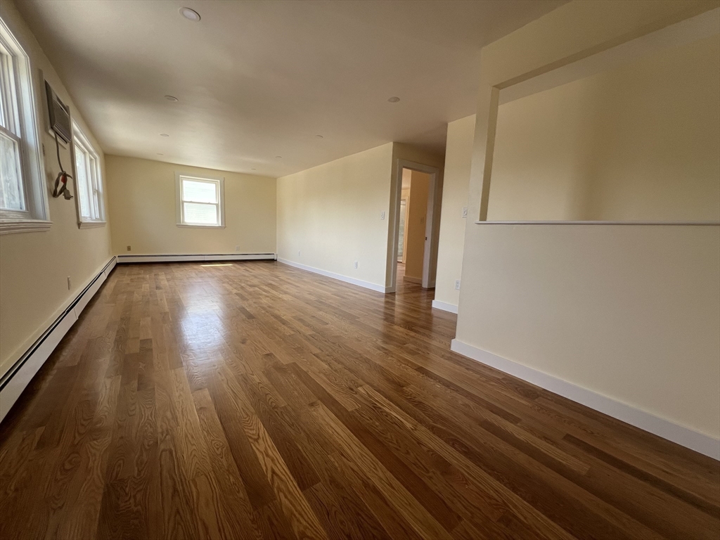 3 bed, 2 bath apartment for rent at 79 Walnut St Unit 2, Belmont — photo 9 of 28