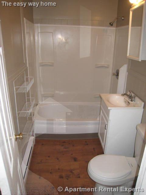 1 bed, 1 bath apartment for rent at 79 Walnut St Unit 2R, Prospect Hill — photo 4 of 7