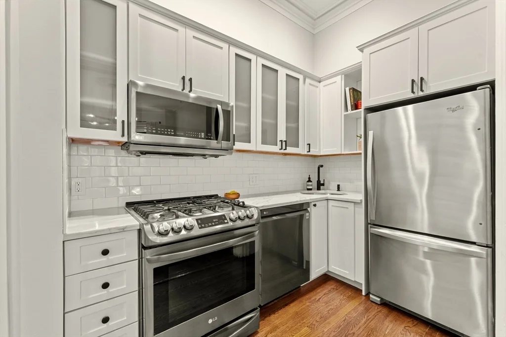 1 bed, 1 bath apartment for rent at 79 Waltham St Unit 2, South End — photo 9 of 16