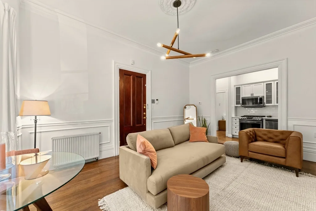 1 bed, 1 bath apartment for rent at 79 Waltham St Unit 2, South End — photo 4 of 16