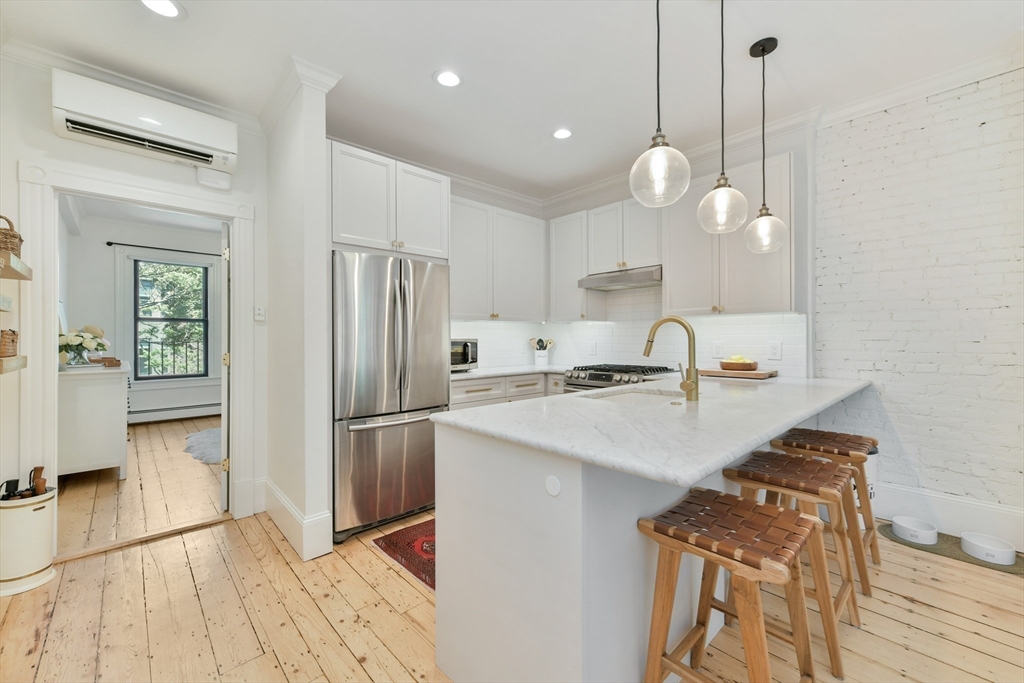 1 bed, 1 bath apartment for rent at 79 Waltham St Unit 3, South End — photo 6 of 17