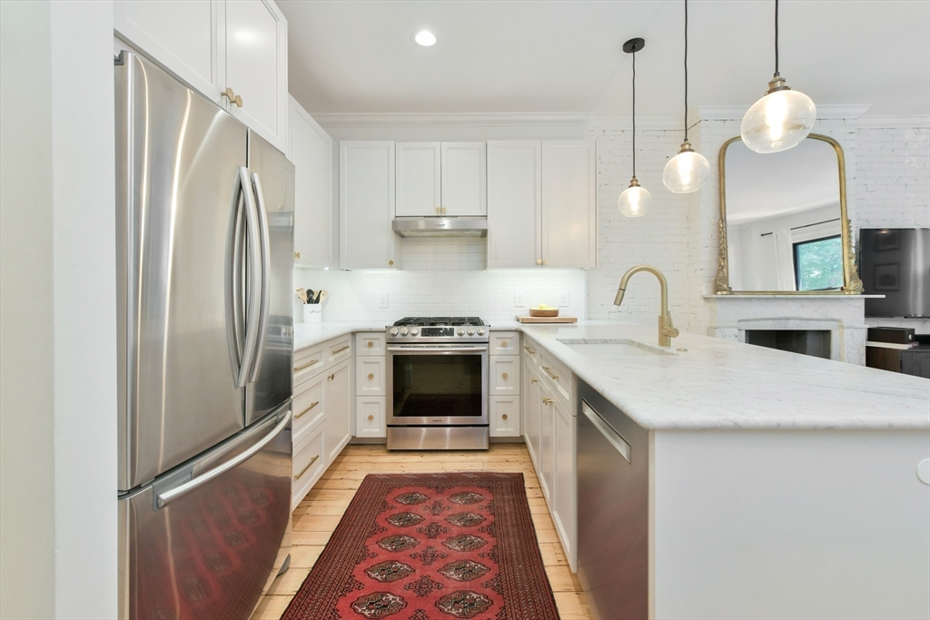 1 bed, 1 bath apartment for rent at 79 Waltham St Unit 3, South End — photo 5 of 17