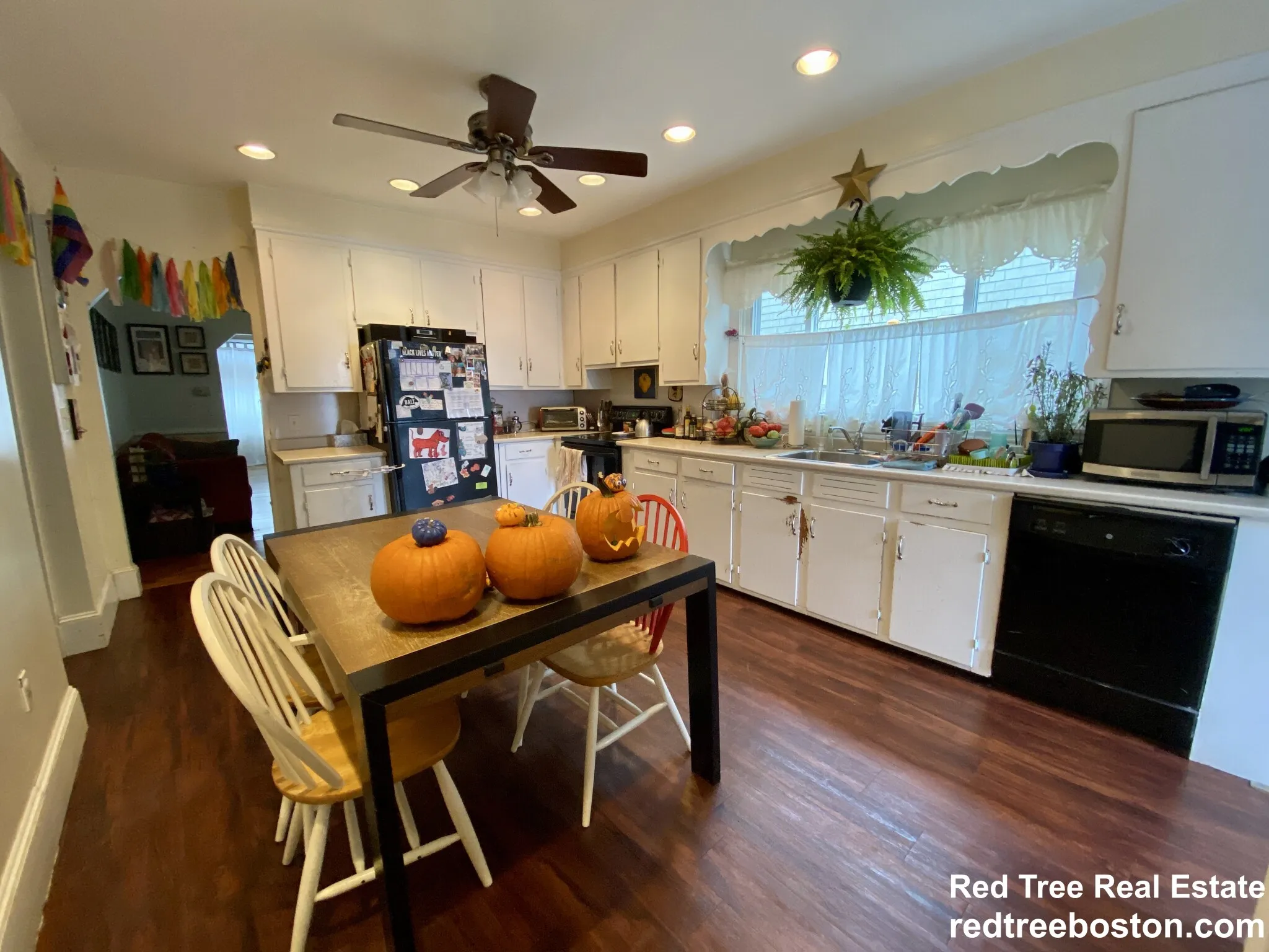 2 bed, 1 bath apartment for rent at 79 Wareham St Unit 1, South Medford — photo 3 of 17
