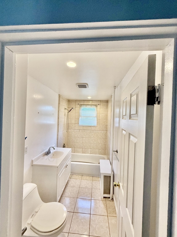 3 bed, 1 bath apartment for rent at 79 Weeler Ave Unit 1, Brockton — photo 6 of 13