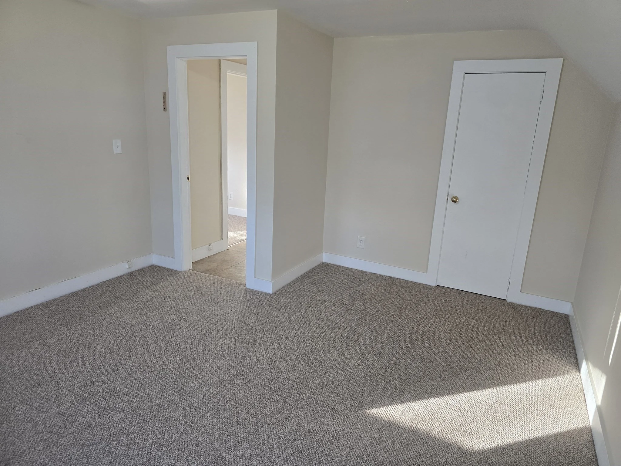 2 bed, 1 bath apartment for rent at 79 Wilson Ave Unit 3, Framingham — photo 5 of 6