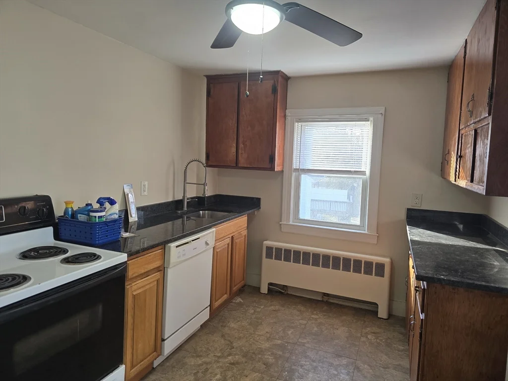 2 bed, 1 bath apartment for rent at 79 Wilson Ave Unit 3, Framingham — photo 1 of 11