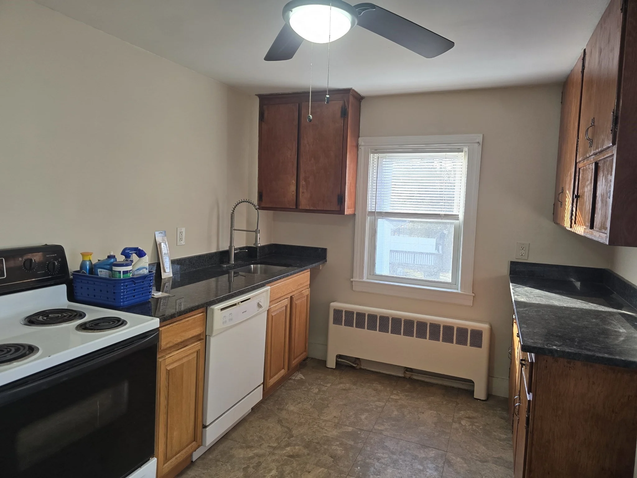 2 bed, 1 bath apartment for rent at 79 Wilson Ave Unit 3, Framingham — photo 1 of 6
