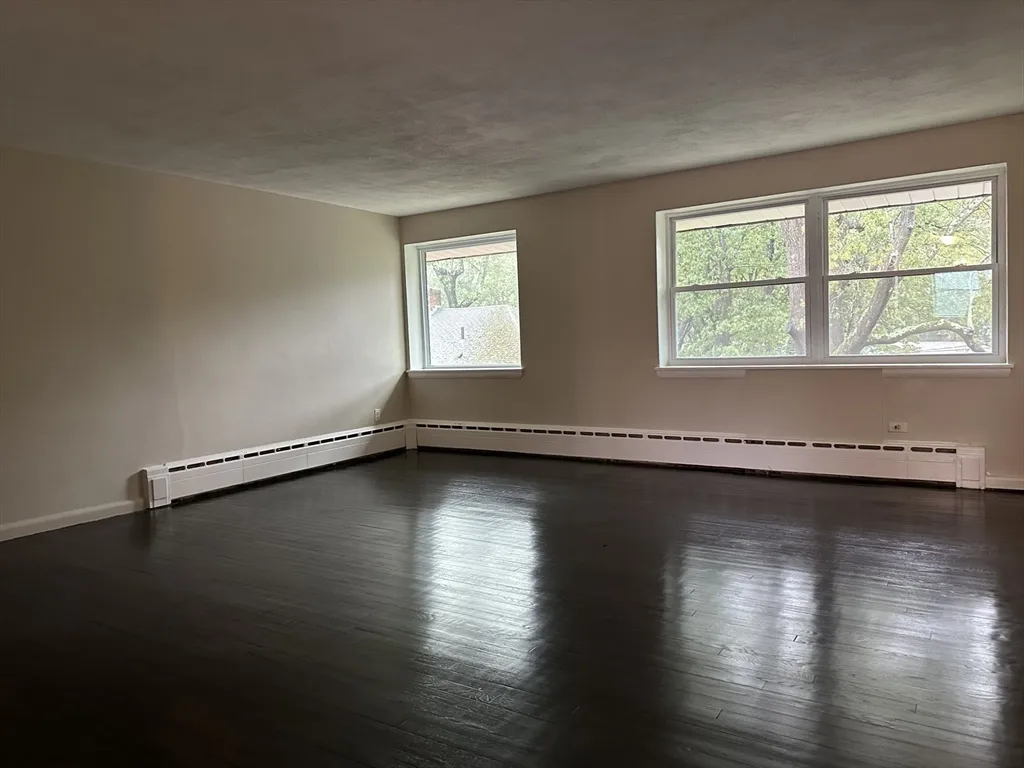 2 bed, 1 bath apartment for rent at 79 Wyman St Unit D, Newton — photo 2 of 12