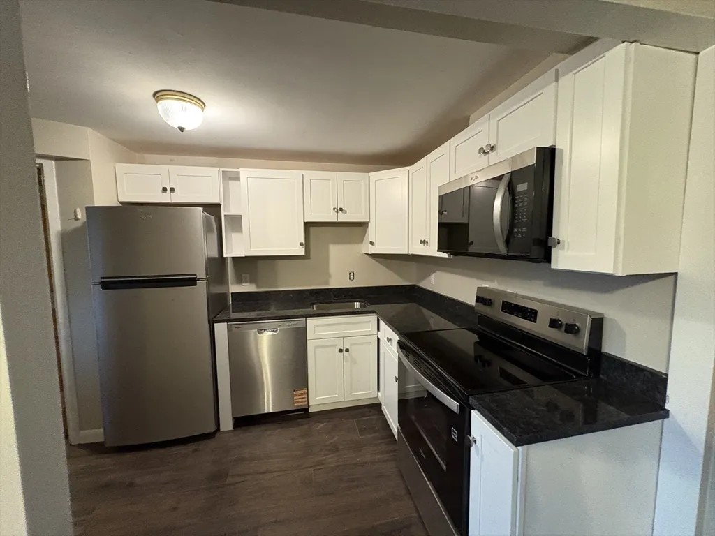 2 bed, 1 bath apartment for rent at 79 Wyman St Unit D, Newton — photo 9 of 12