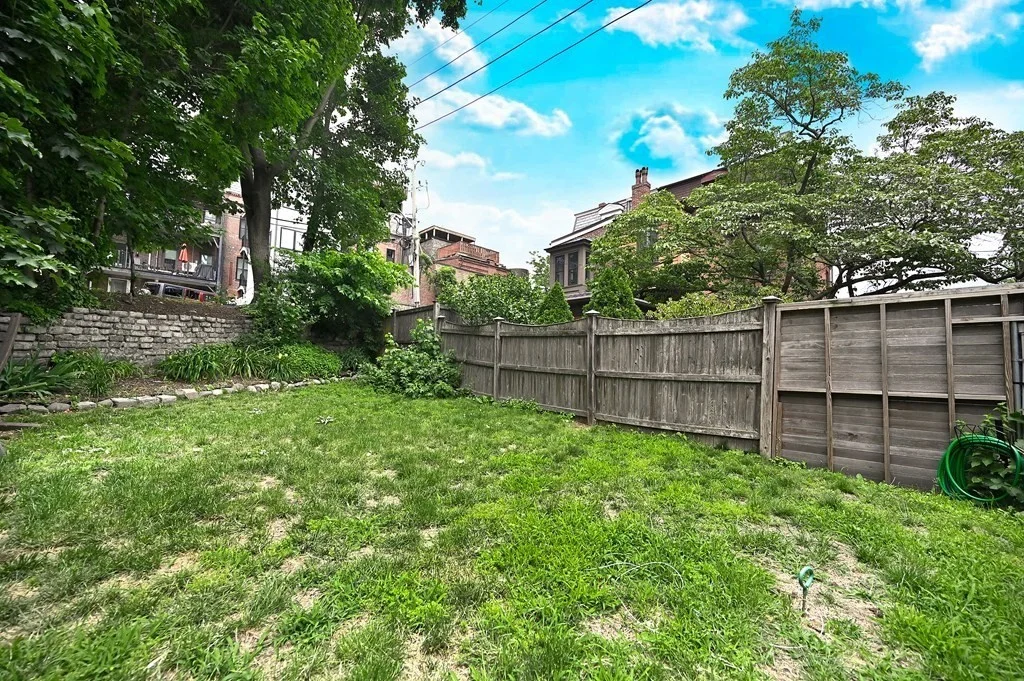 3 bed, 2 bath apartment for rent at 790 E 4th St Unit 1, South Boston — photo 22 of 23
