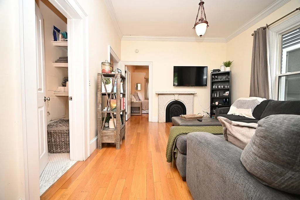 3 bed, 2 bath apartment for rent at 790 E 4th St Unit 1, South Boston — photo 9 of 23