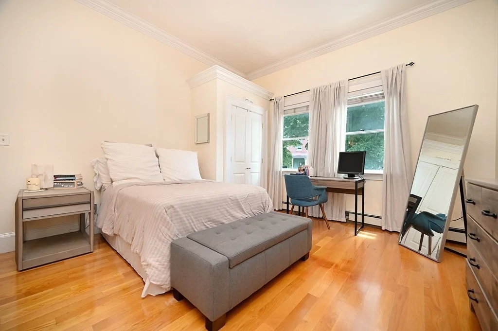 3 bed, 2 bath apartment for rent at 790 E 4th St Unit 1, South Boston — photo 12 of 23