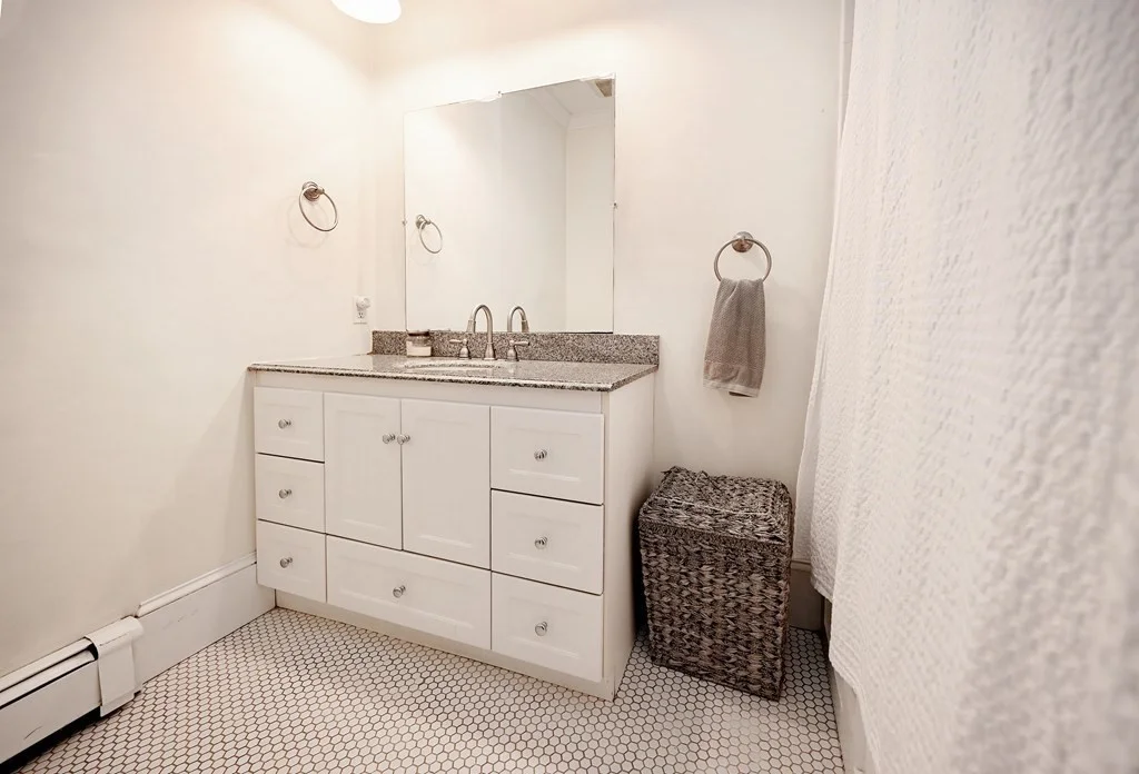 3 bed, 2 bath apartment for rent at 790 E 4th St Unit 1, South Boston — photo 14 of 23