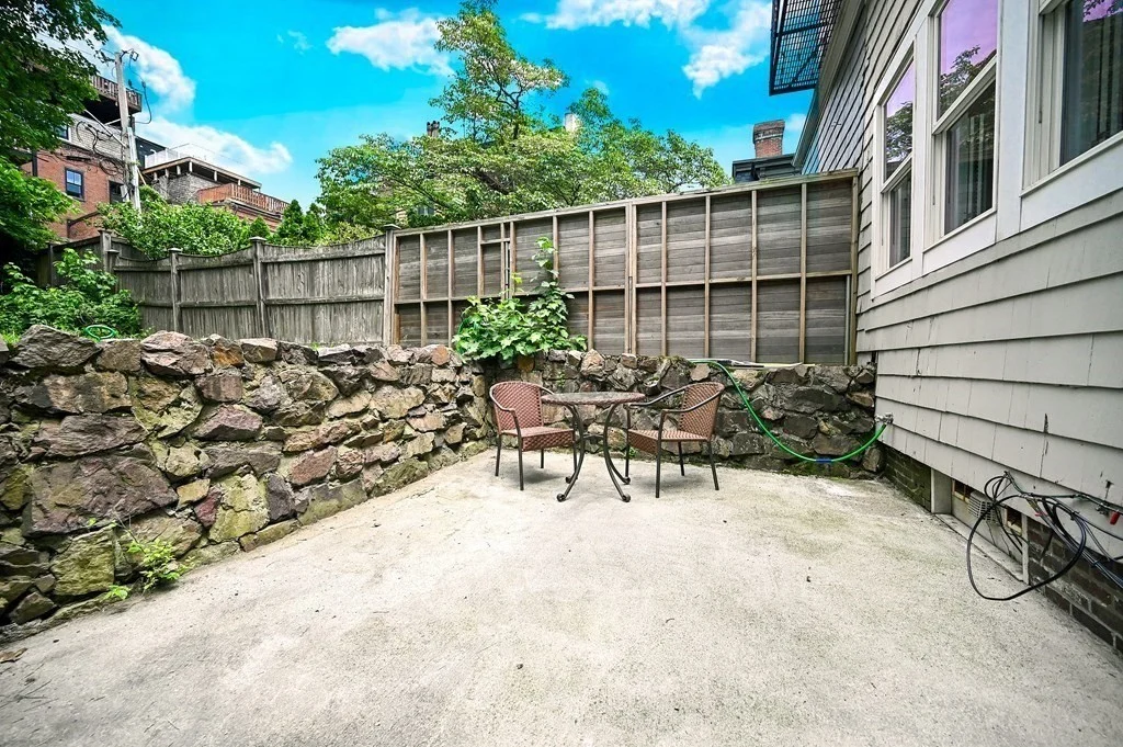 3 bed, 2 bath apartment for rent at 790 E 4th St Unit 1, South Boston — photo 21 of 23