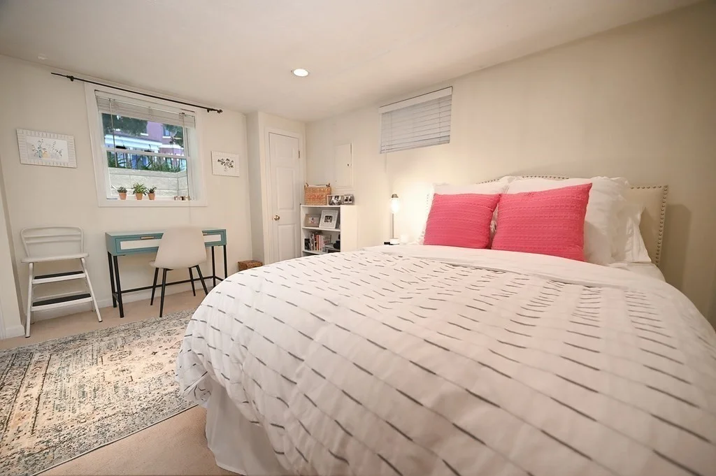 3 bed, 2 bath apartment for rent at 790 E 4th St Unit 1, South Boston — photo 17 of 23