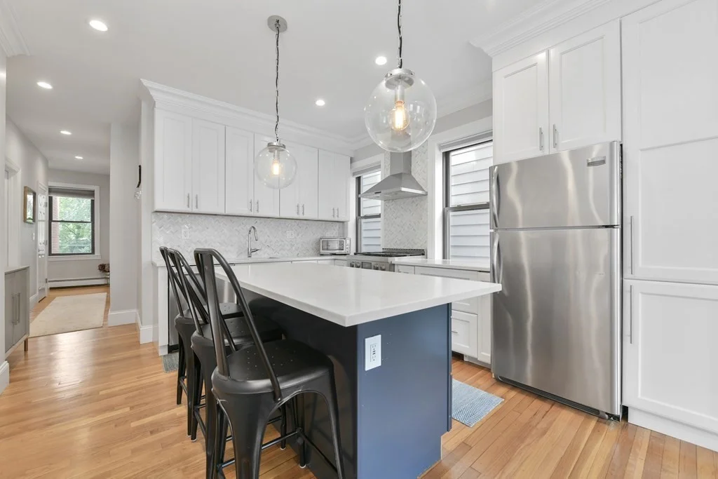 2 bed, 1 bath apartment for rent at 790 E 6th Unit 2, South Boston