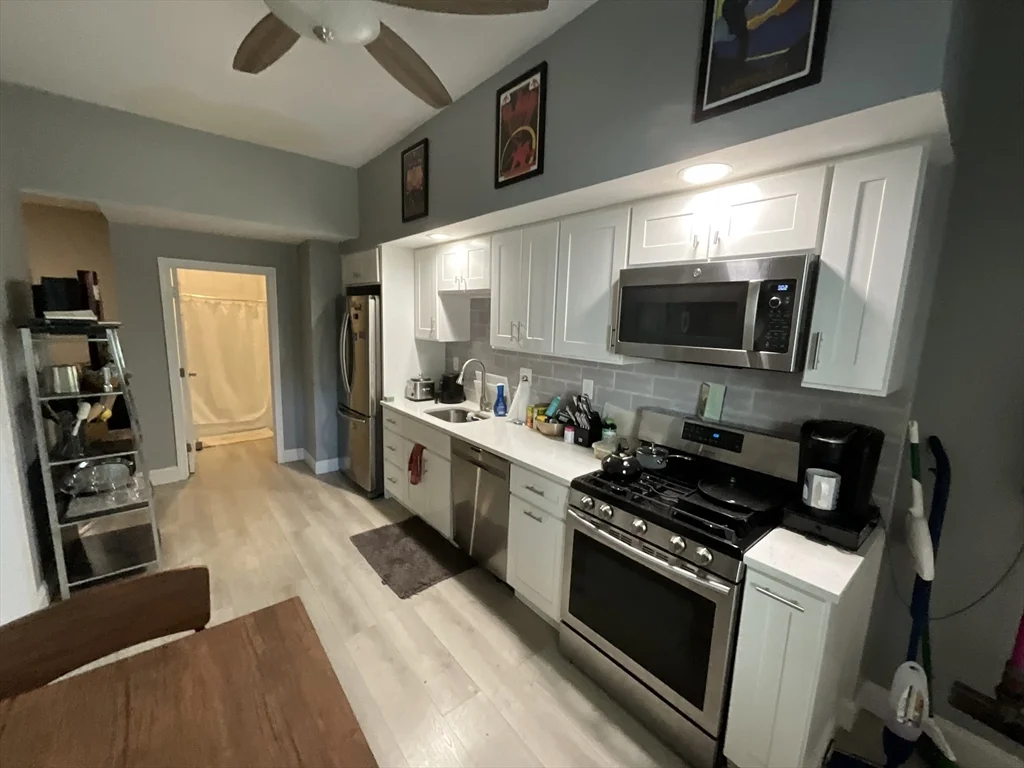 2 bed, 1 bath apartment for rent at 790 East 6th St Unit 1, South Boston — photo 2 of 15