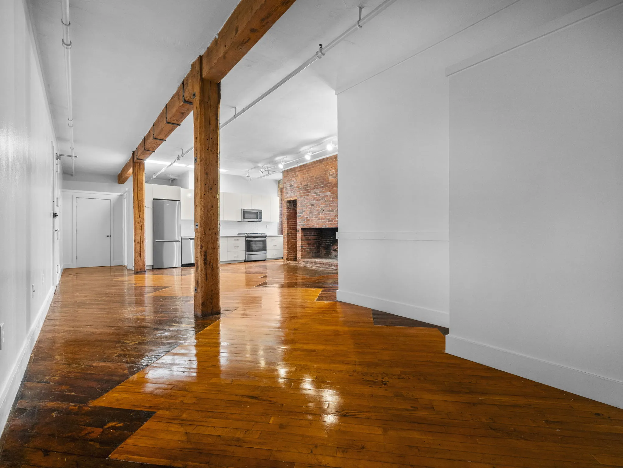 2 bed, 1 bath apartment for rent at 791 Tremont St Unit E214, Roxbury — photo 3 of 20