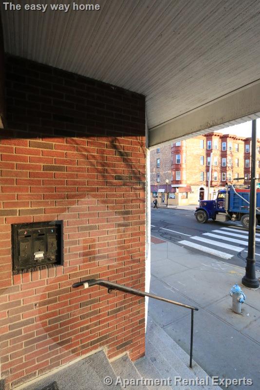 3 bed, 1 bath apartment for rent at 793 Cambridge St Unit 2, East Cambridge — photo 4 of 22