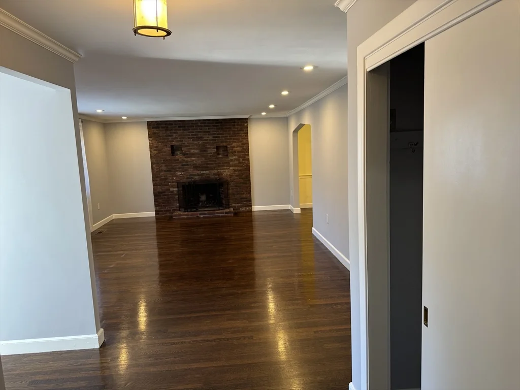 3 bed, 2 bath apartment for rent at 793 Dedham St, Newton — photo 13 of 26