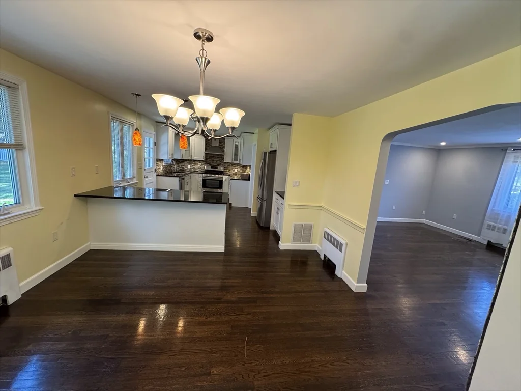 3 bed, 2 bath apartment for rent at 793 Dedham St, Newton — photo 22 of 26