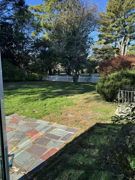 3 bed, 2 bath apartment for rent at 793 Dedham St, Newton — photo 12 of 26