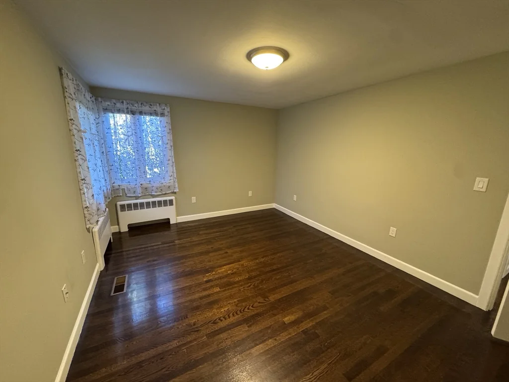 3 bed, 2 bath apartment for rent at 793 Dedham St, Newton — photo 15 of 26