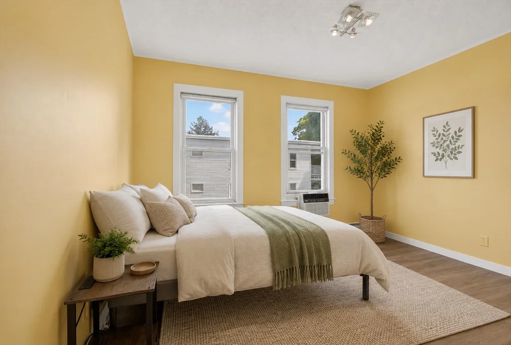 1 bed, 1 bath apartment for rent at 793 Main St Unit 5, Malden — photo 2 of 6