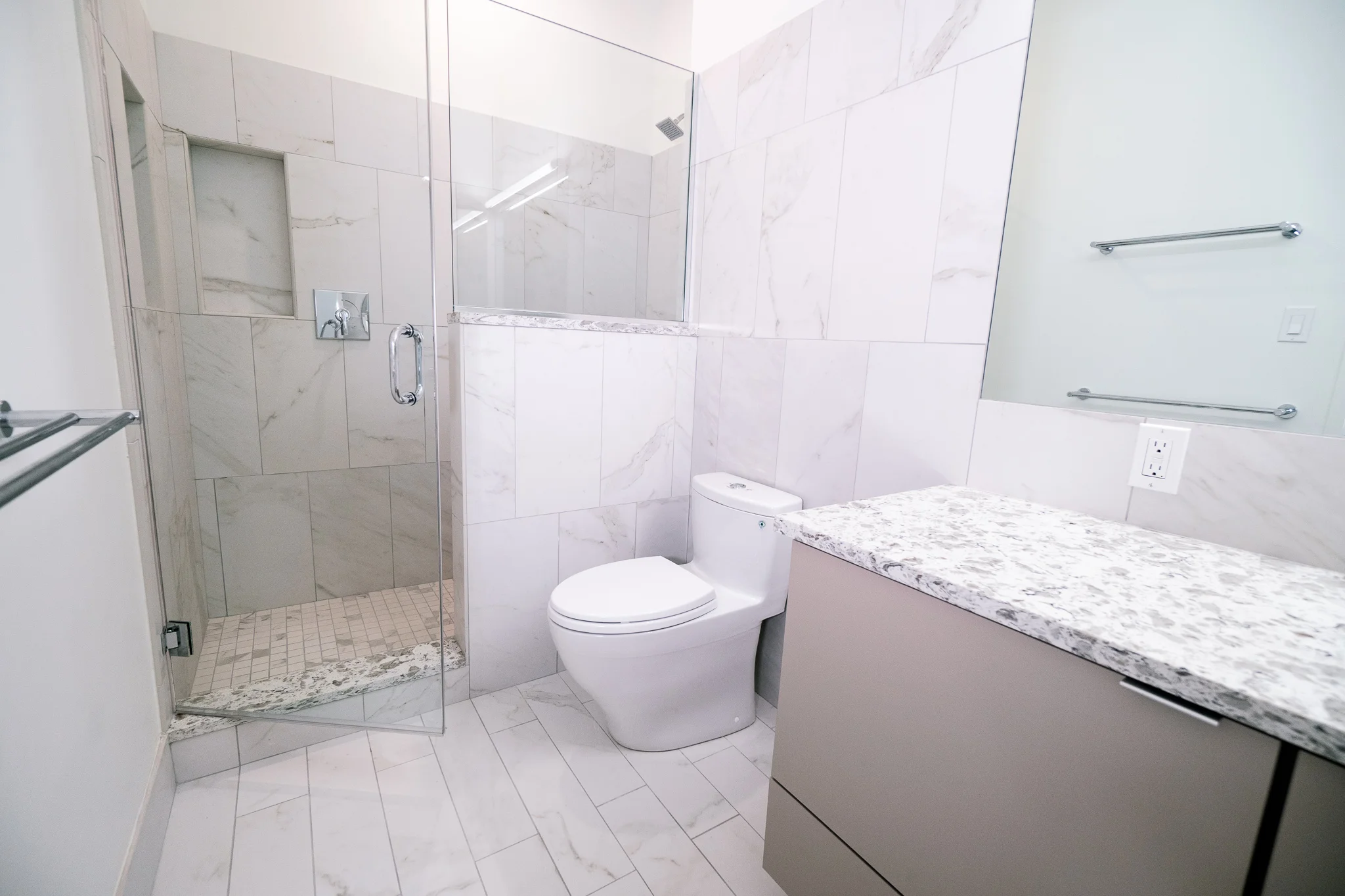 2 bed, 1 bath apartment for rent at 793 Tremont St Unit 4, Roxbury — photo 8 of 9