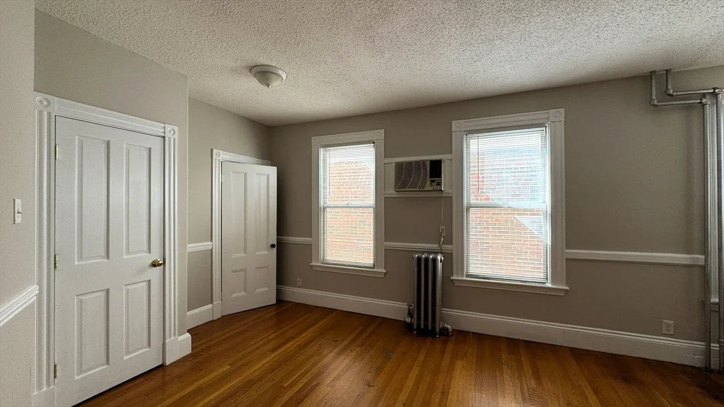 3 bed, 1 bath apartment for rent at 795 Cambridge St Unit 1, Wellington-Harrington — photo 14 of 19
