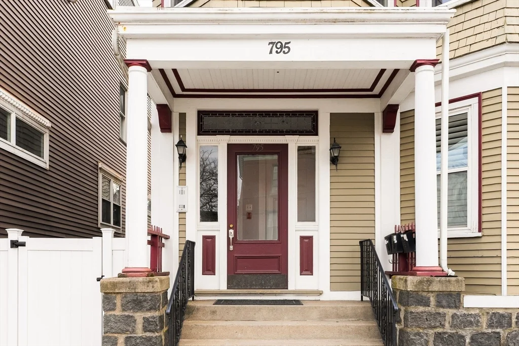 3 bed, 1 bath apartment for rent at 795 E 5th Unit 2, South Boston — photo 15 of 17