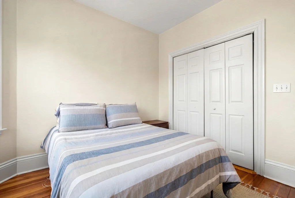 3 bed, 1 bath apartment for rent at 795 E 5th Unit 2, South Boston — photo 10 of 17