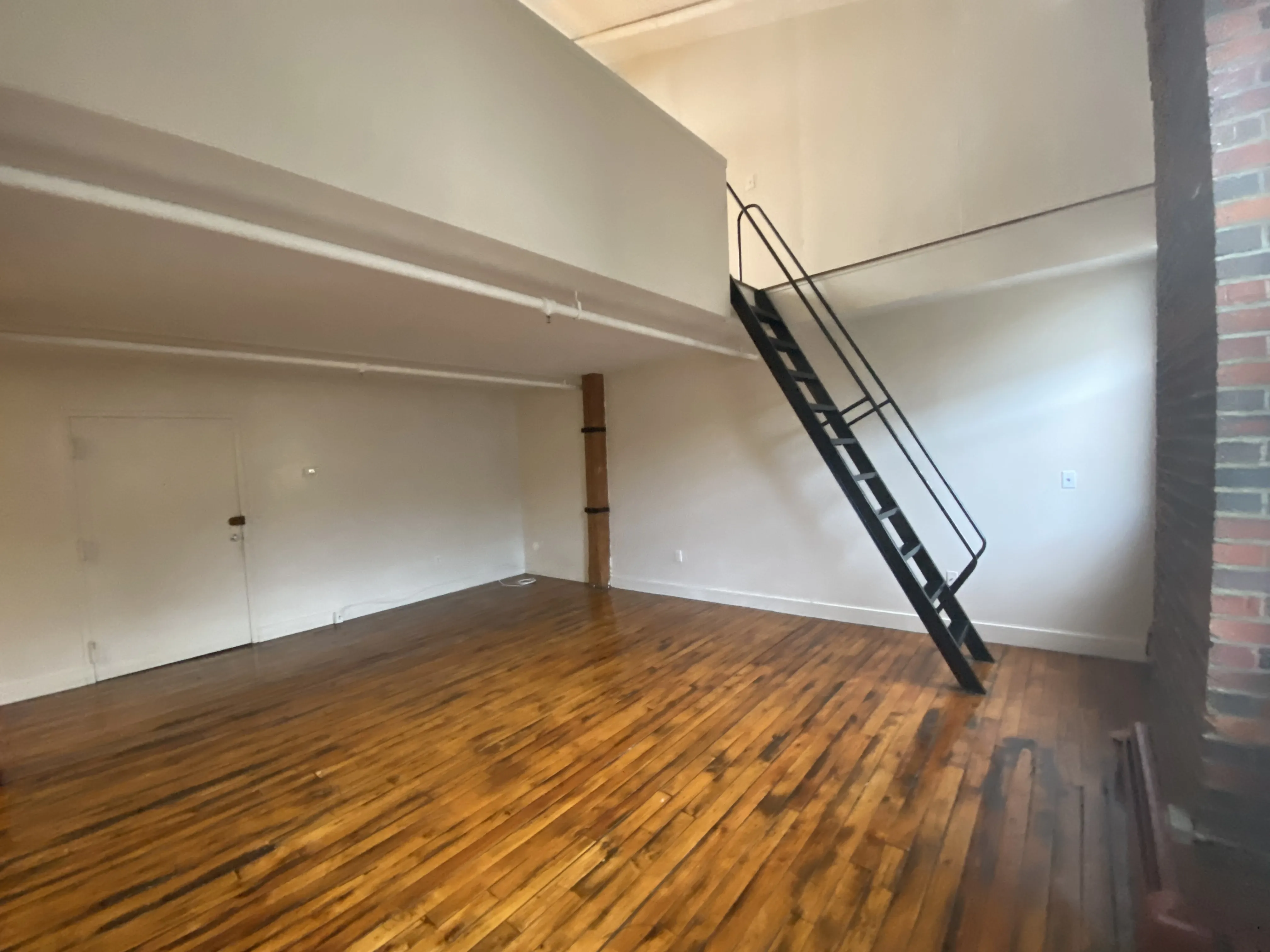 2 bed, 1 bath apartment for rent at 795 Tremont St Unit 516, Roxbury — photo 2 of 7