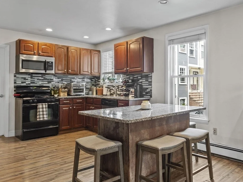 2 bed, 2 bath apartment for rent at 796 East 3rd St Unit 1, South Boston — photo 1 of 9