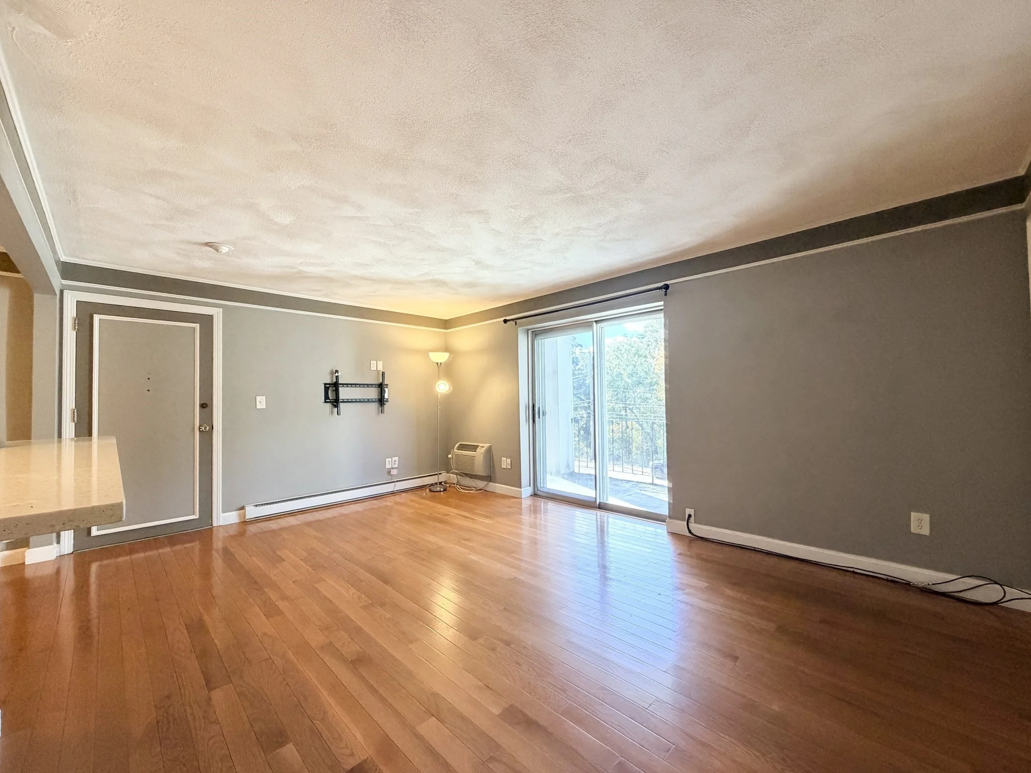 2 bed, 1 bath apartment for rent at 796 Willard St Unit D5, Quincy — photo 6 of 16