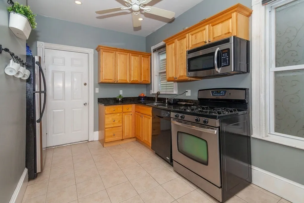 4 bed, 1 bath apartment for rent at 797 Columbia Rd Unit 3, Boston — photo 1 of 18