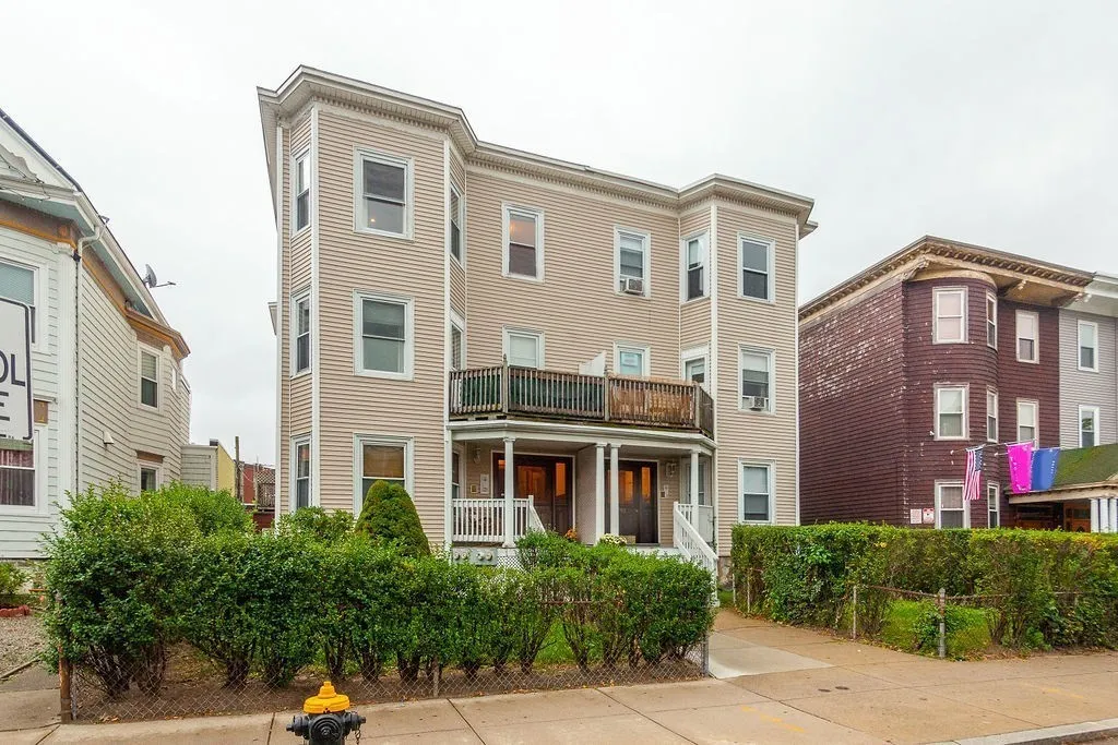 4 bed, 1 bath apartment for rent at 797 Columbia Rd Unit 3, Boston — photo 18 of 18