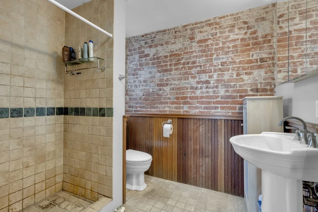 3 bed, 1 bath apartment for rent at 797 Columbia Unit 2A, South Boston — photo 10 of 14