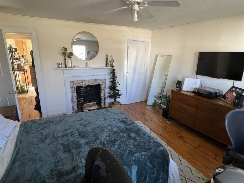 1 bed, 1 bath apartment for rent at 797 Main St Unit 3, Amherst — photo 7 of 9