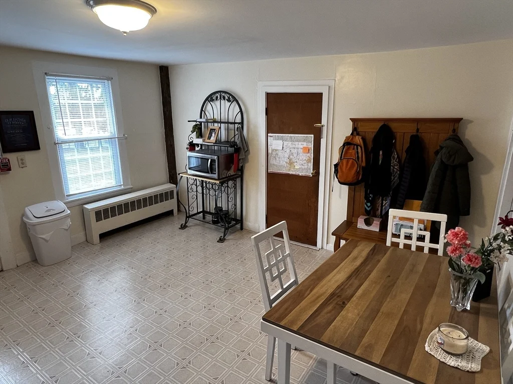 1 bed, 1 bath apartment for rent at 797 Main St Unit 6, Amherst — photo 4 of 15