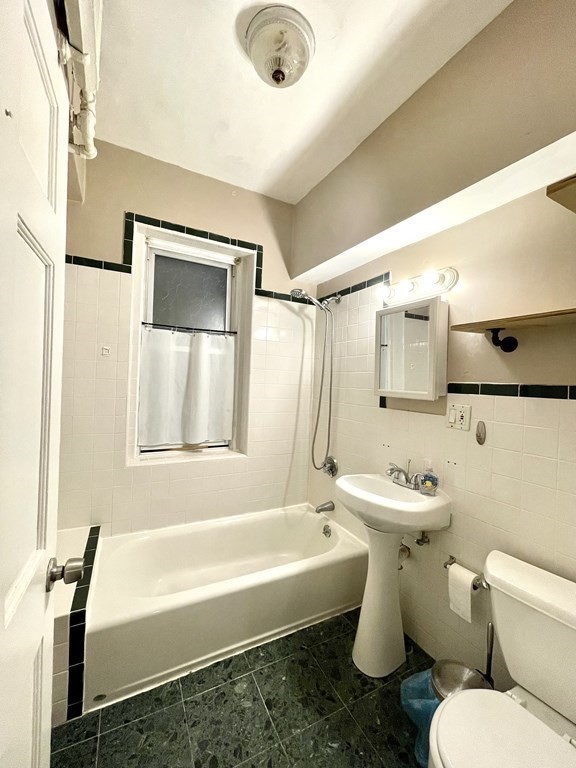 2 bed, 1 bath apartment for rent at 797 Washington St Unit A, Salisbury Road - Corey Farm — photo 7 of 15