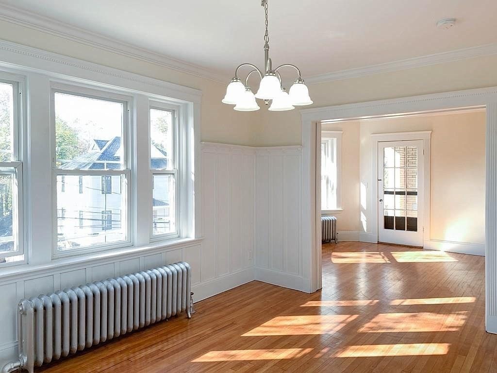 3 bed, 1 bath apartment for rent at 797 Washington Unit 3, Brookline — photo 7 of 15