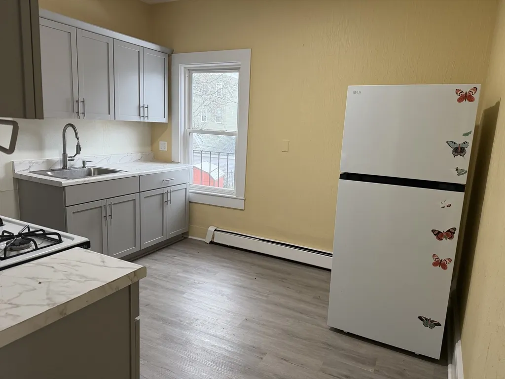 1 bed, 1 bath apartment for rent at 799 Montello St Unit 2F, Brockton — photo 5 of 7