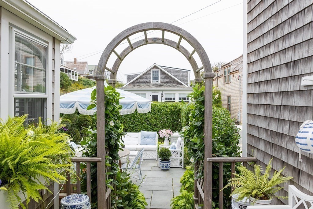 2 bed, 2 bath apartment for rent at 7a Bank St, Siasconset — photo 27 of 34