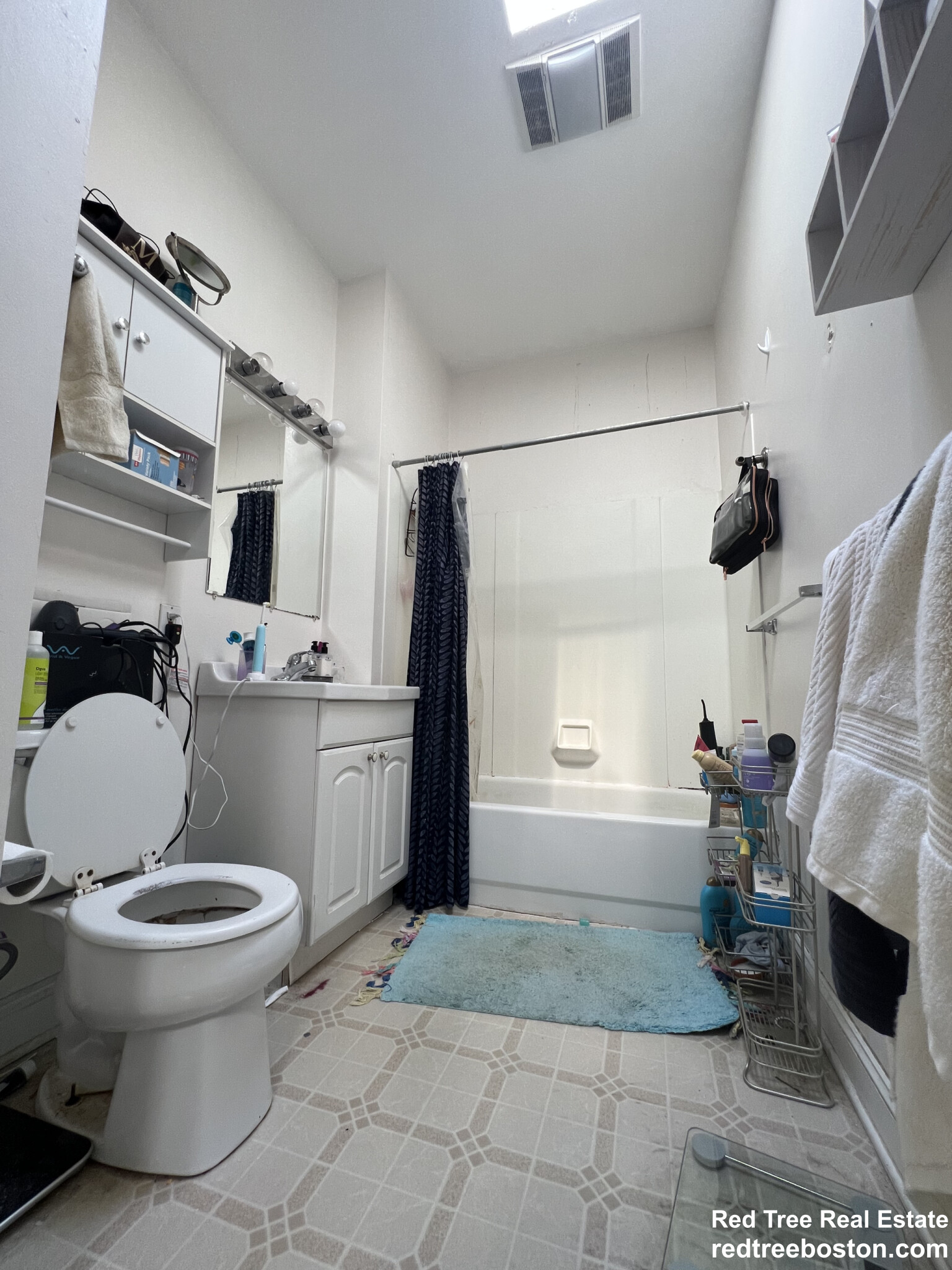 3 bed, 2 bath apartment for rent at 8 Glencoe St Unit 3, Brighton — photo 7 of 15