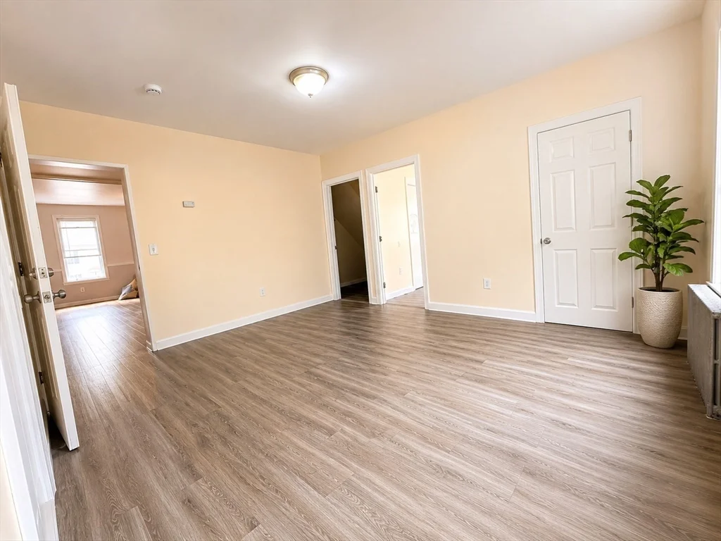 4 bed, 1 bath apartment for rent at 8-10 Marble St Unit 2, Haverhill — photo 3 of 13