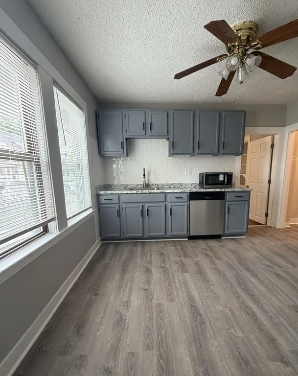 3 bed, 1 bath apartment for rent at 8-10 Mattakeeset St Unit 10, Mattapan — photo 6 of 10