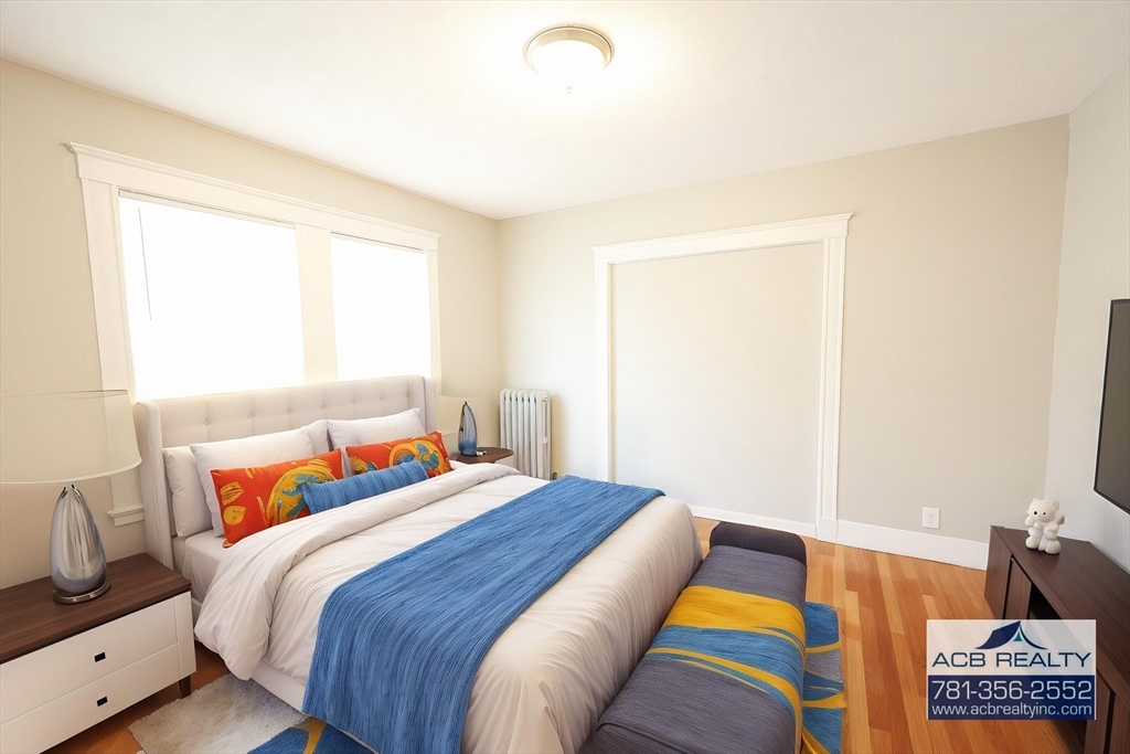 3 bed, 1 bath apartment for rent at 10 Mattakeeset St Unit 2, Hyde Park — photo 4 of 17